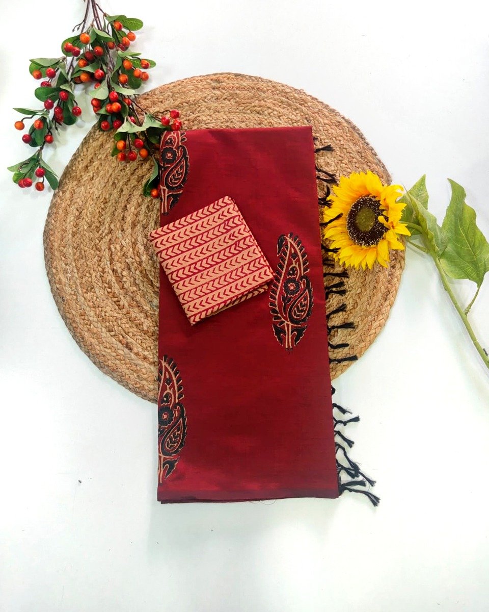 Printed Pure Cotton Saree Red